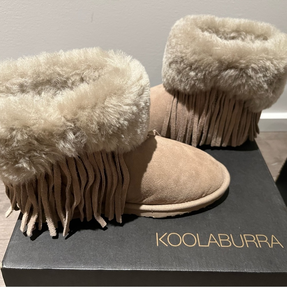 Koolaburra winter boots US6